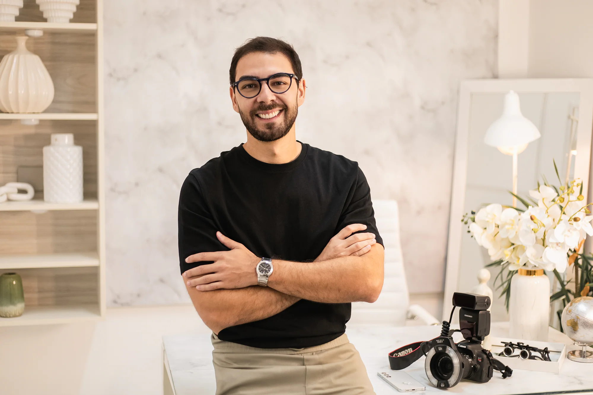 Retrato do Dr. Caio de Alcântara na Clínica Integrart
